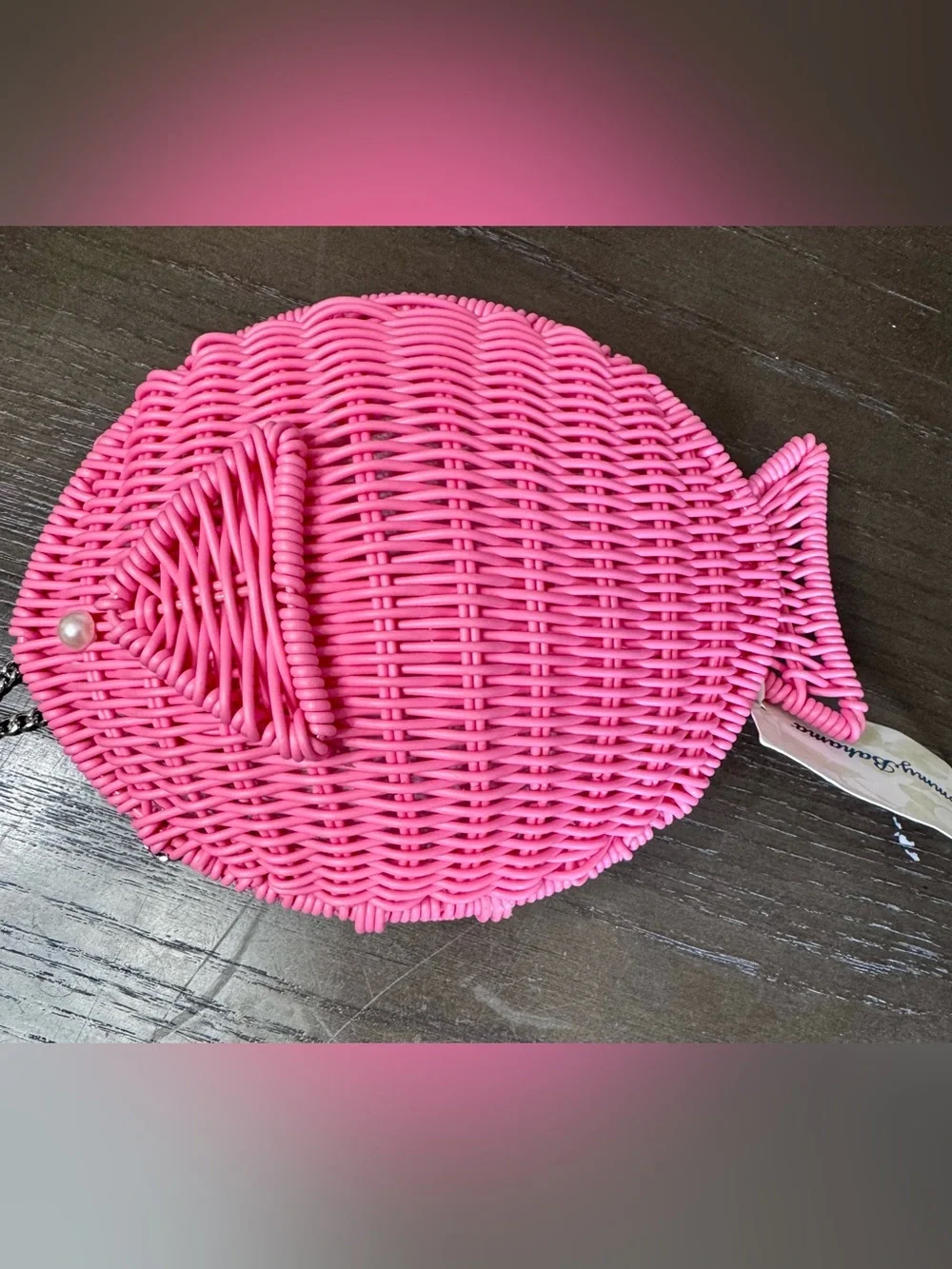 Tommy Bahama playful fish